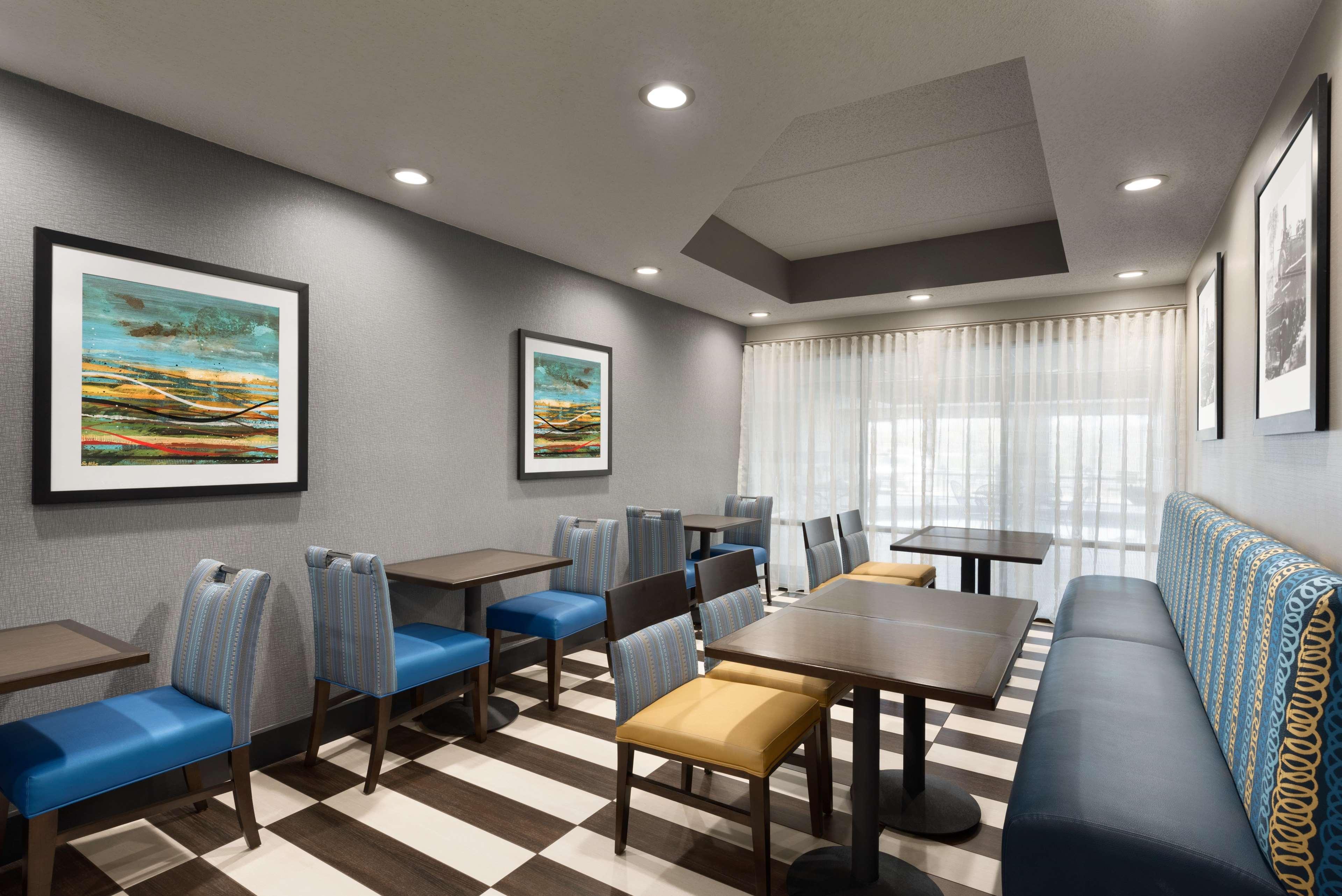 Hampton Inn Appleton-Fox River Mall Area Eksteriør billede