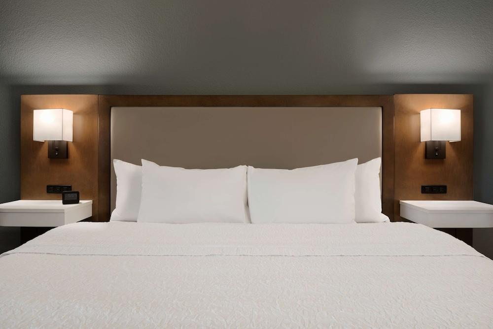 Hampton Inn Appleton-Fox River Mall Area Eksteriør billede