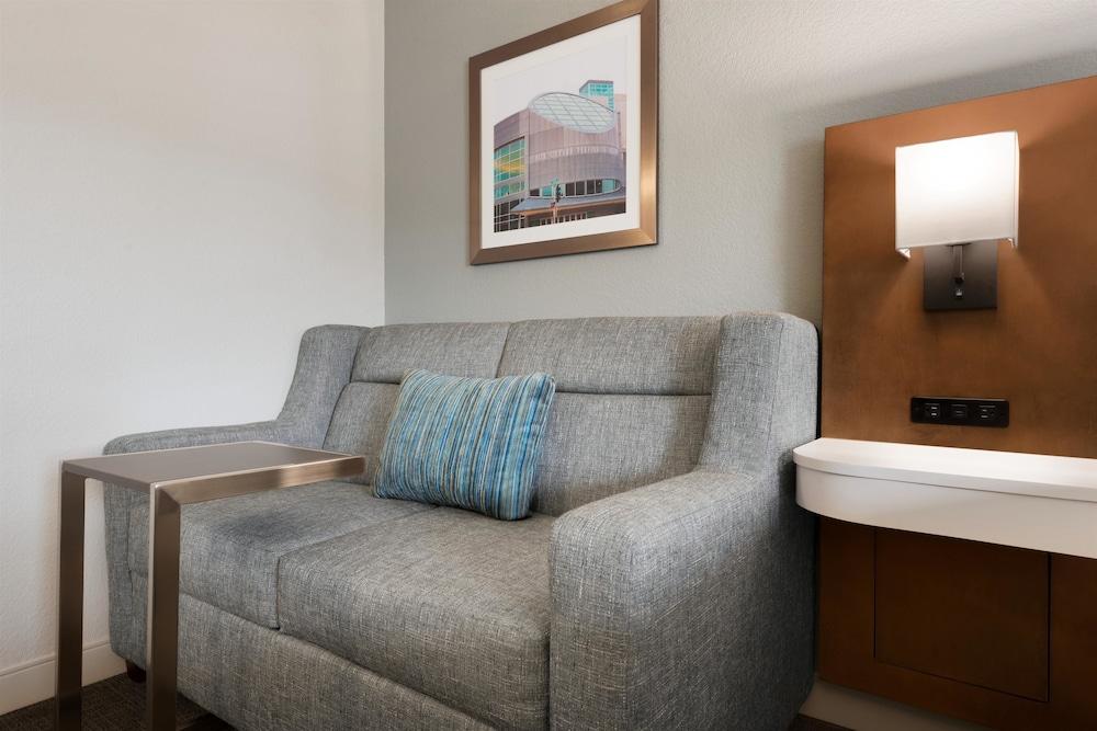Hampton Inn Appleton-Fox River Mall Area Eksteriør billede