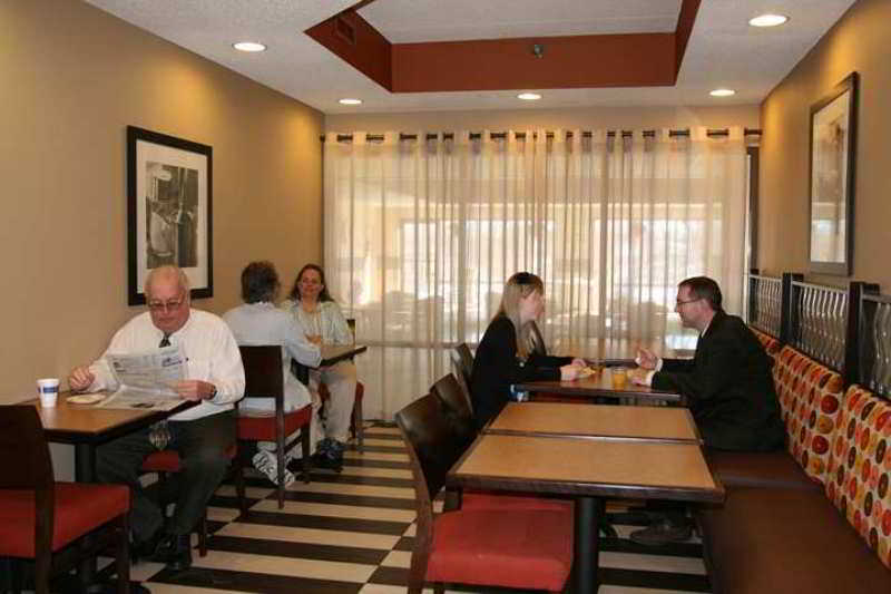 Hampton Inn Appleton-Fox River Mall Area Restaurant billede