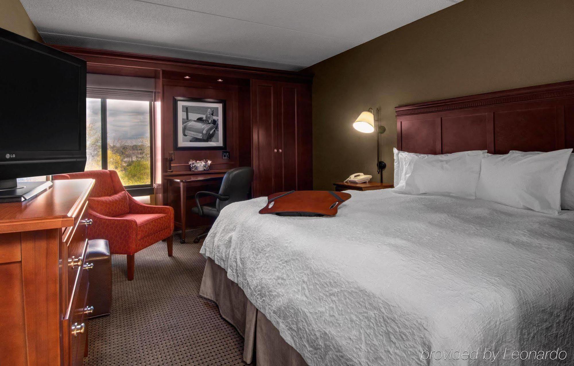 Hampton Inn Appleton-Fox River Mall Area Eksteriør billede