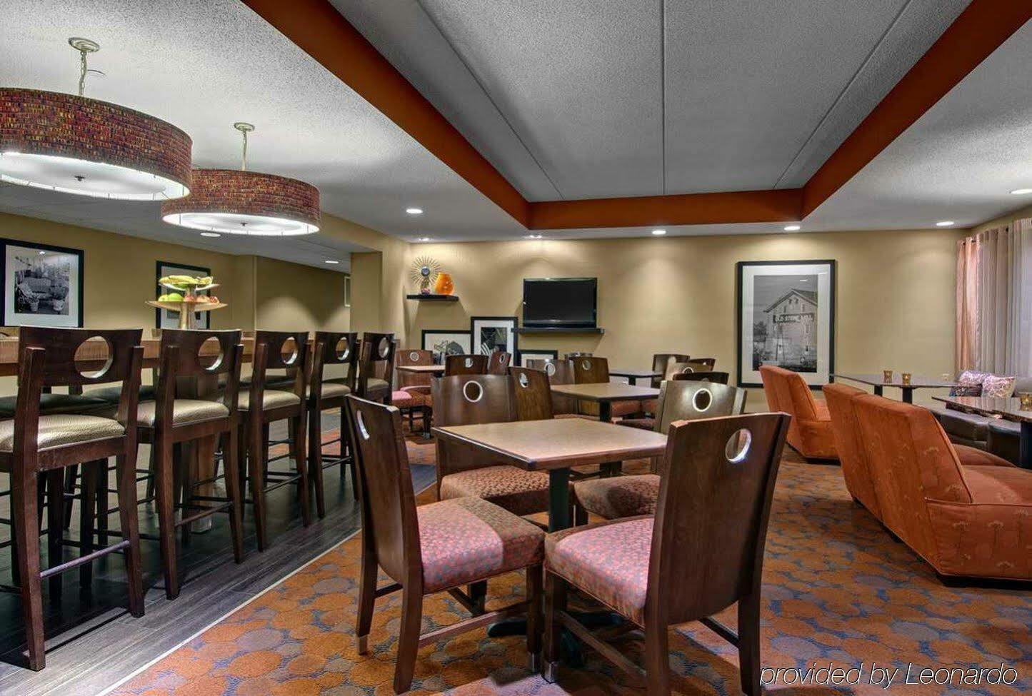 Hampton Inn Appleton-Fox River Mall Area Eksteriør billede